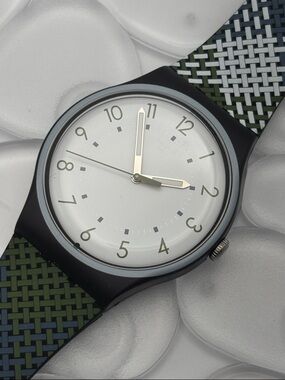 Swatch Watch - SUON115 - PULL-OVER
